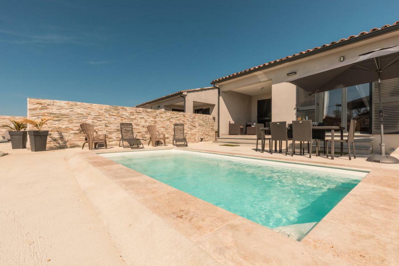 Vila Le Domaine De Marie Palasca  Exteriér fotografie